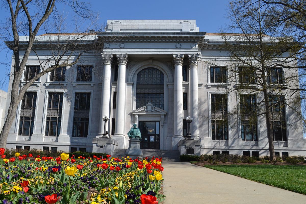 Hamilton County Courthouse; Chattanooga, Tennessee; April 6, 2013.JPG — Chattanooga, Tennessee